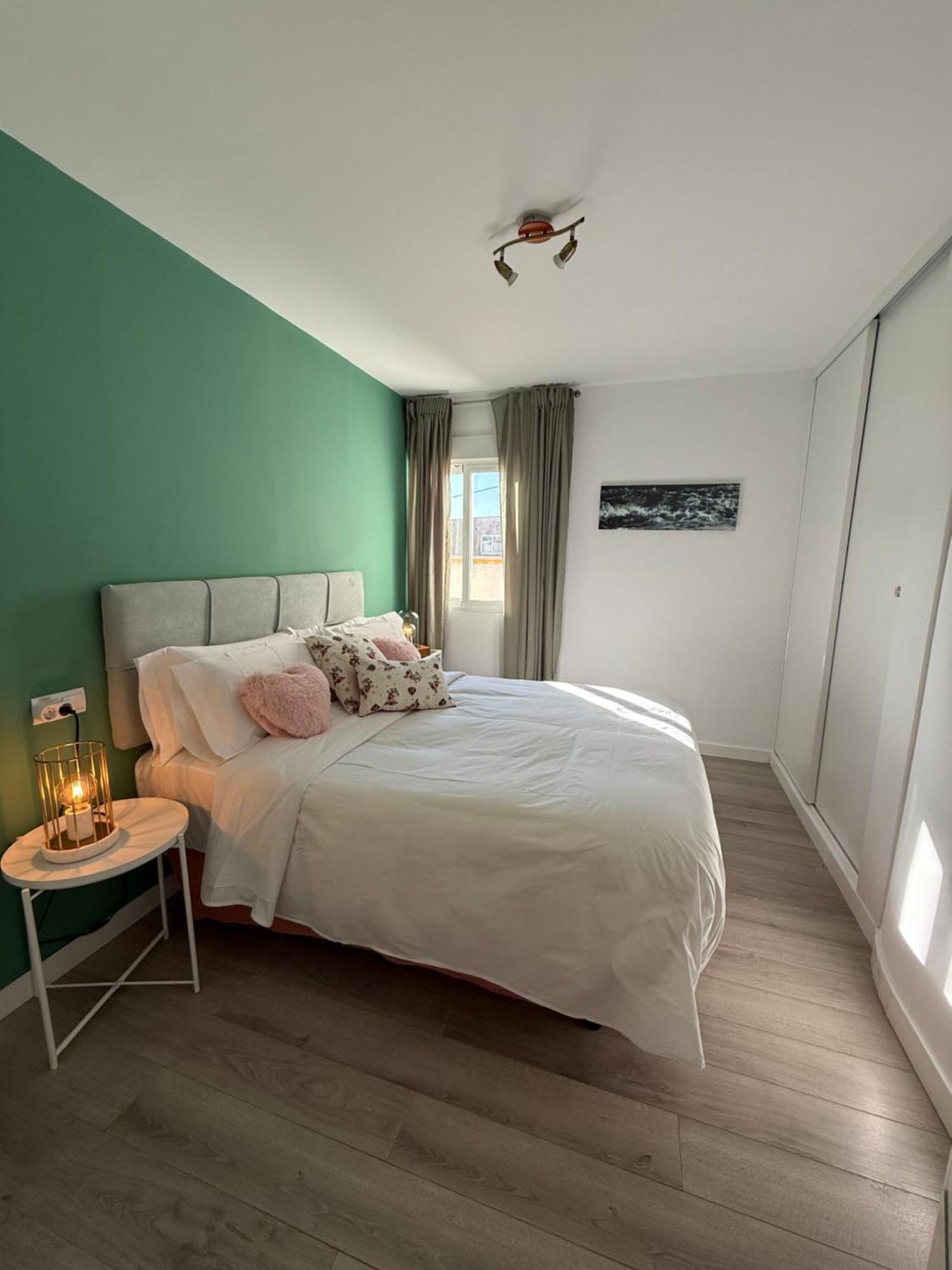 Petite Penthouse With The Sunniest Terrace In Valencia Leilighet Eksteriør bilde
